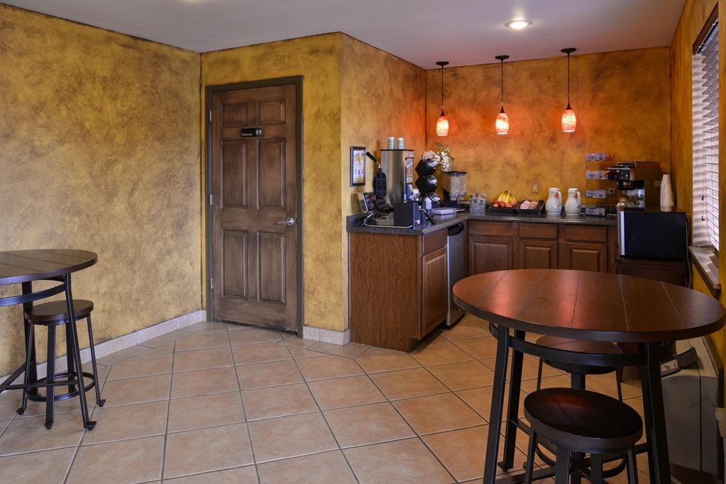 Americas Best Value Inn&Suites Little Rock Facilidades foto