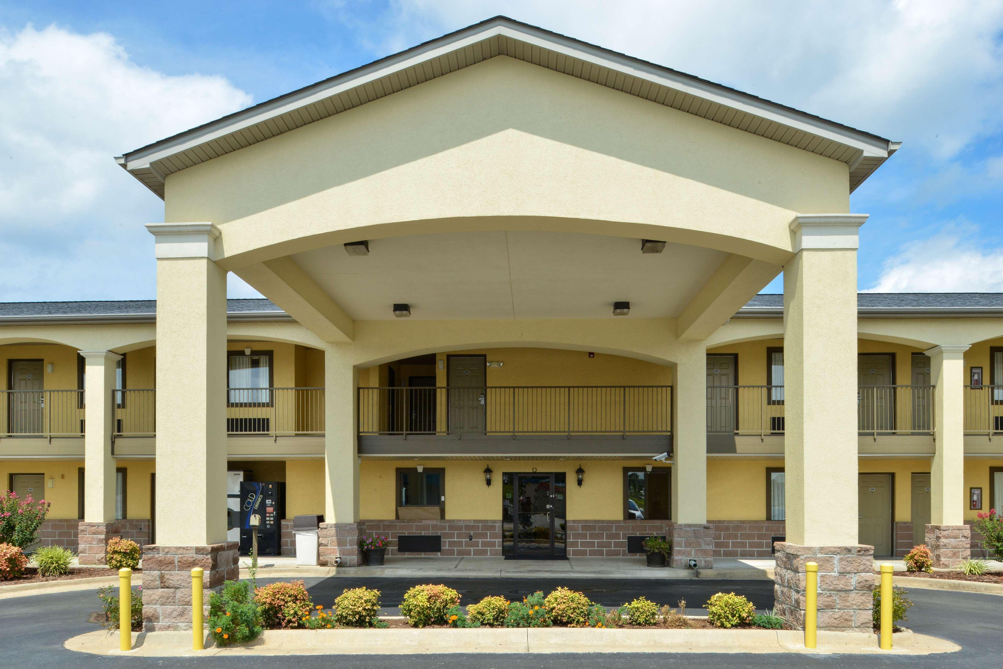 Americas Best Value Inn&Suites Little Rock Exterior foto
